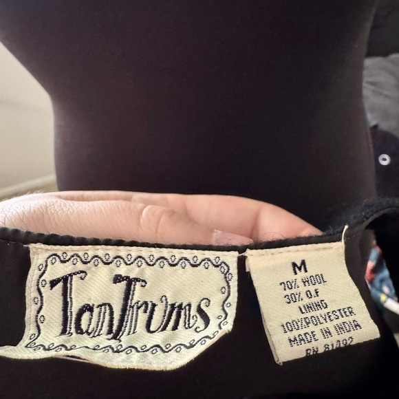 Tantrums Black Cardigan with Floral Embroidery - Picture 4 of 4